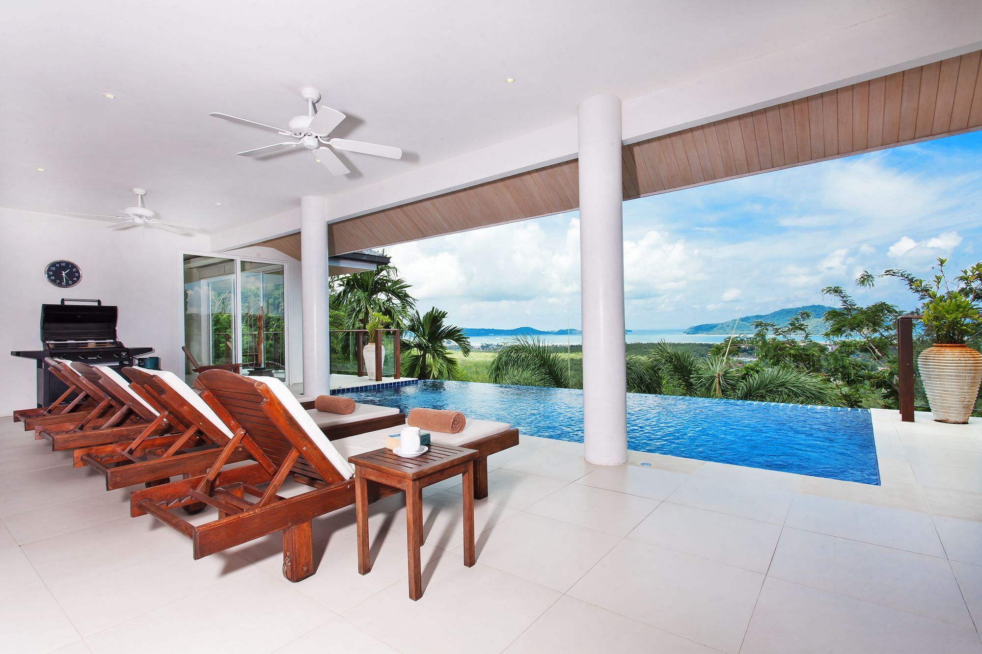 Villa Alangkarn Andaman 5 Bed Infinity Pool With Incredible View Nai Harn ภายนอก รูปภาพ