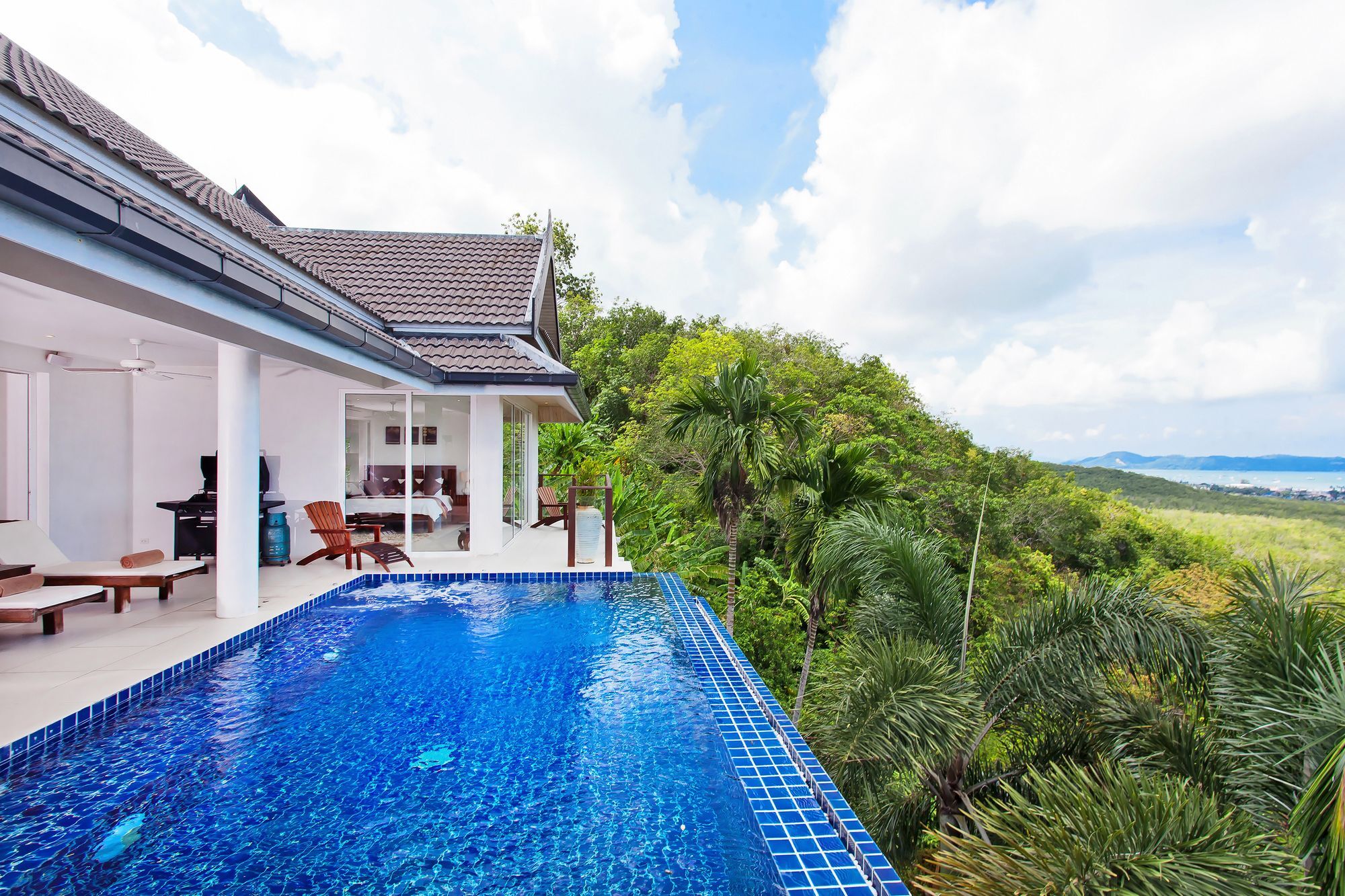 Villa Alangkarn Andaman 5 Bed Infinity Pool With Incredible View Nai Harn ภายนอก รูปภาพ